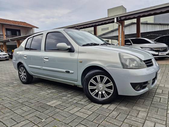 RENAULT CLIO 1.6 PRIVILÉGE 16V FLEX 4P MANUAL RENAULT CLIO 1.6 PRIVILÉGE 16V FLEX 4P MANUAL
